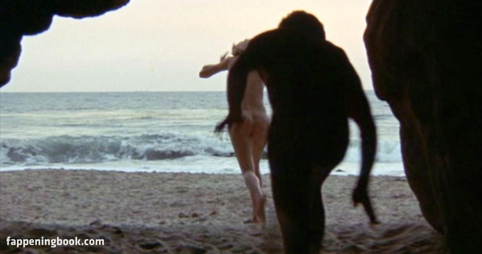 Faye Dunaway Nude