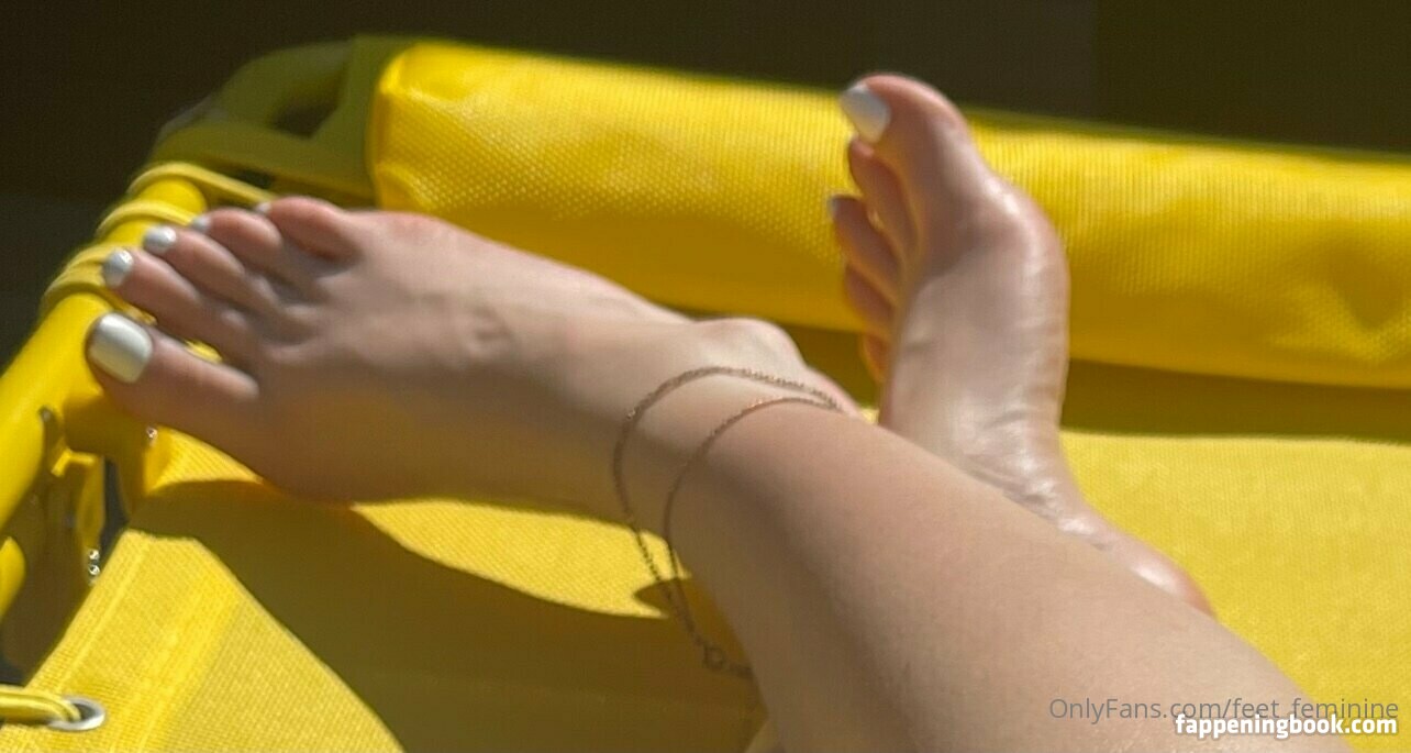 feet_feminine Nude OnlyFans Leaks