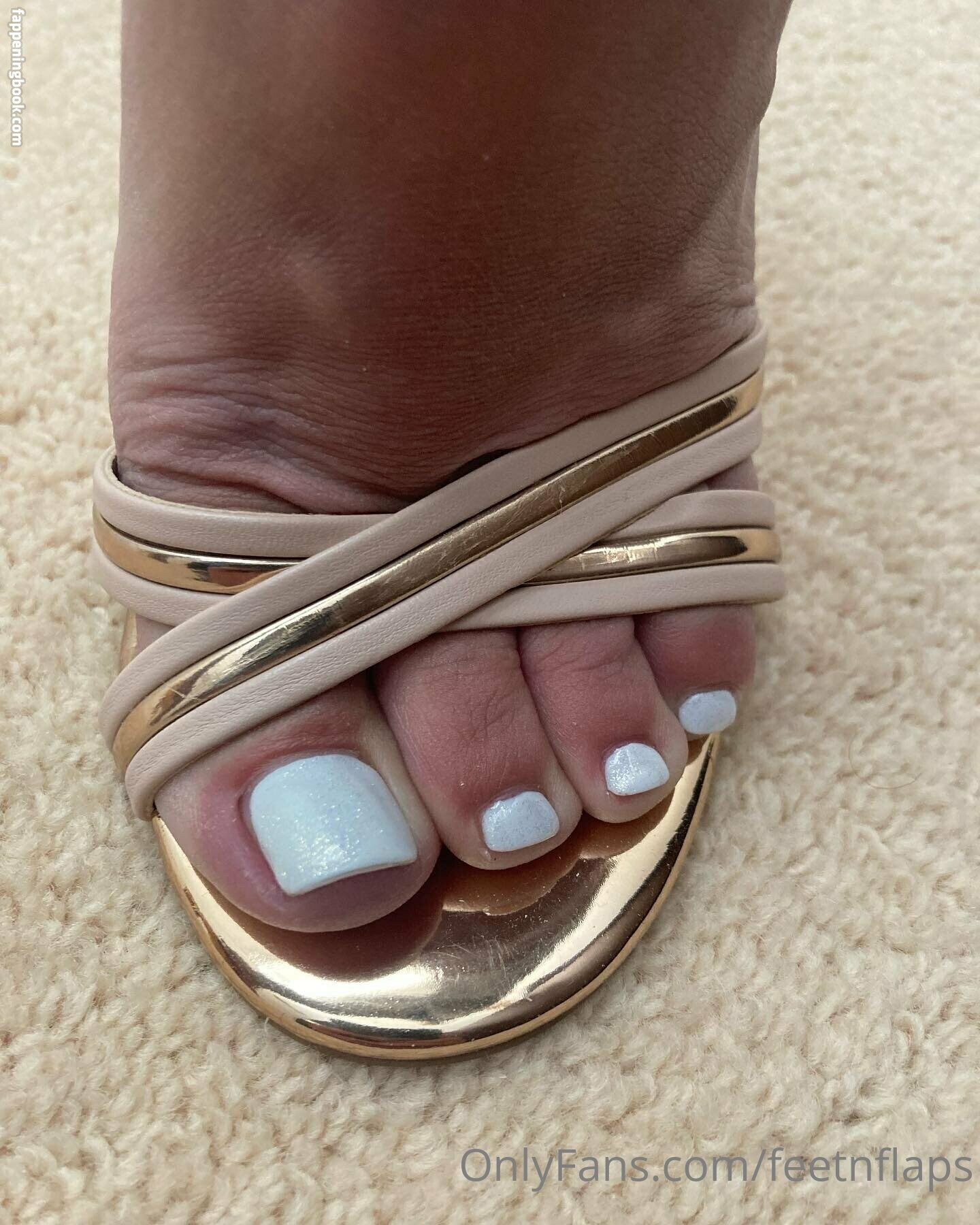 feetnflaps Nude OnlyFans Leaks