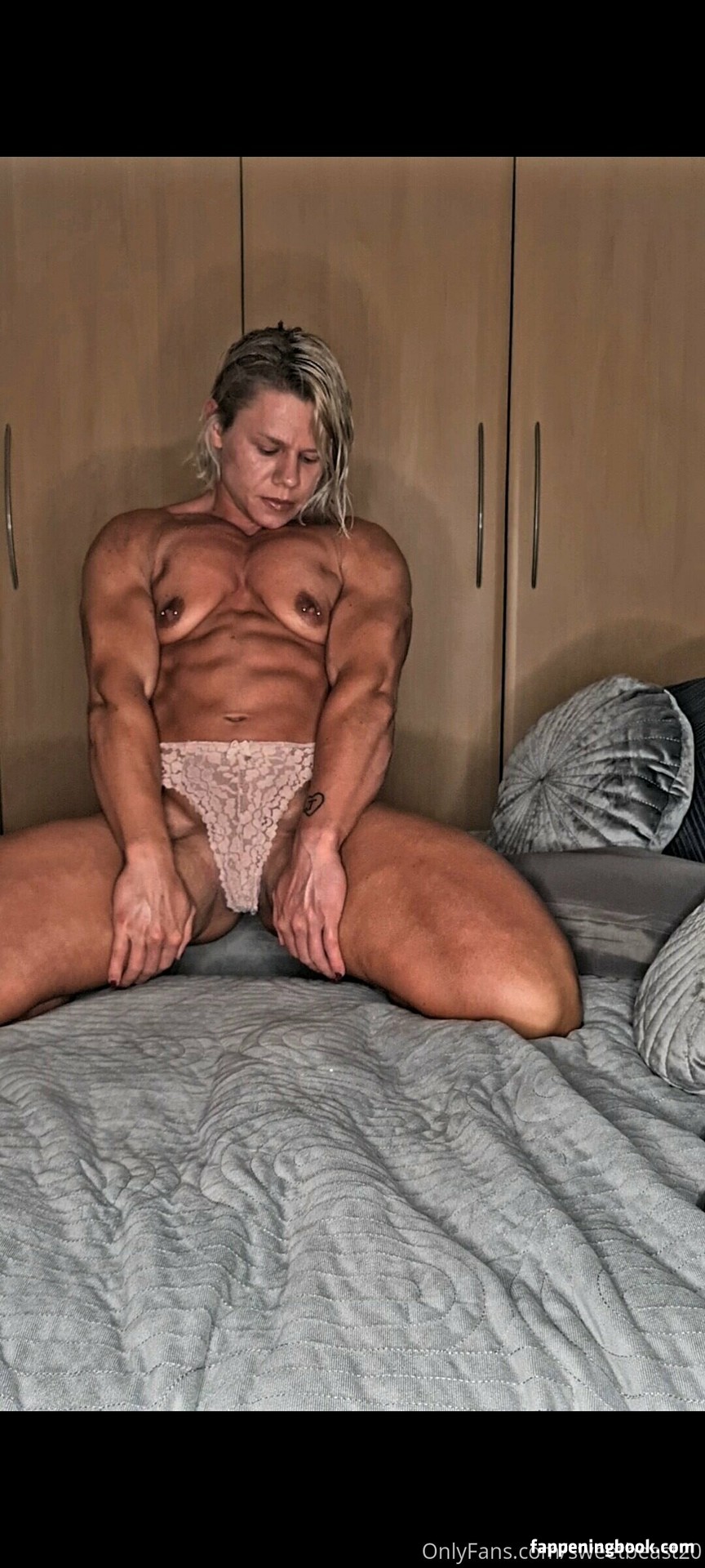 Fitness &amp; Muscle Girls Nude OnlyFans Leaks