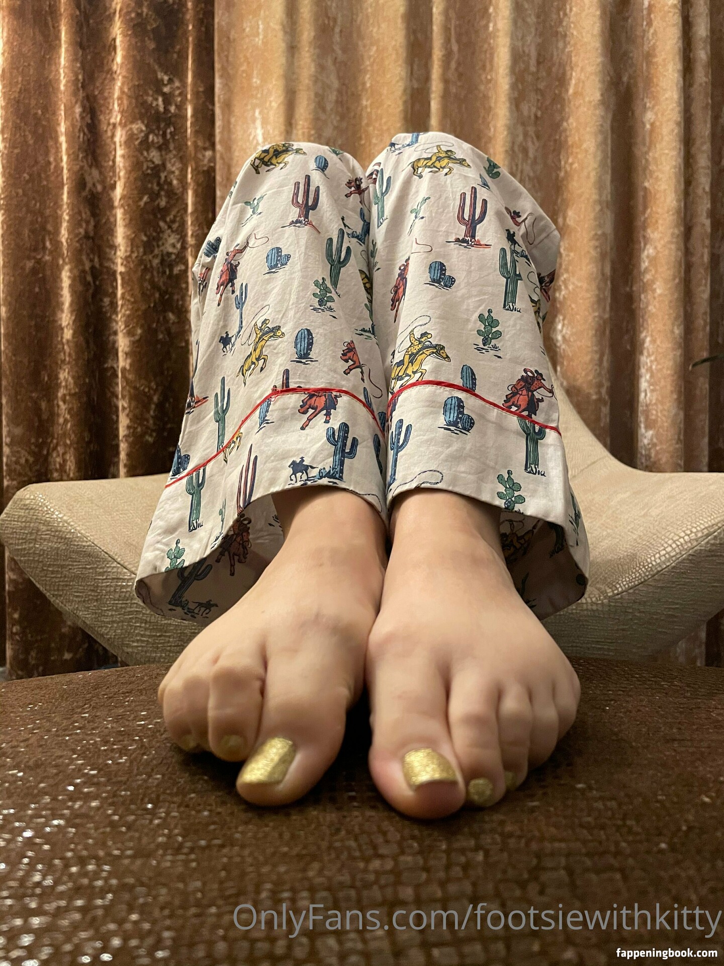 footsiewithkitty Nude OnlyFans Leaks