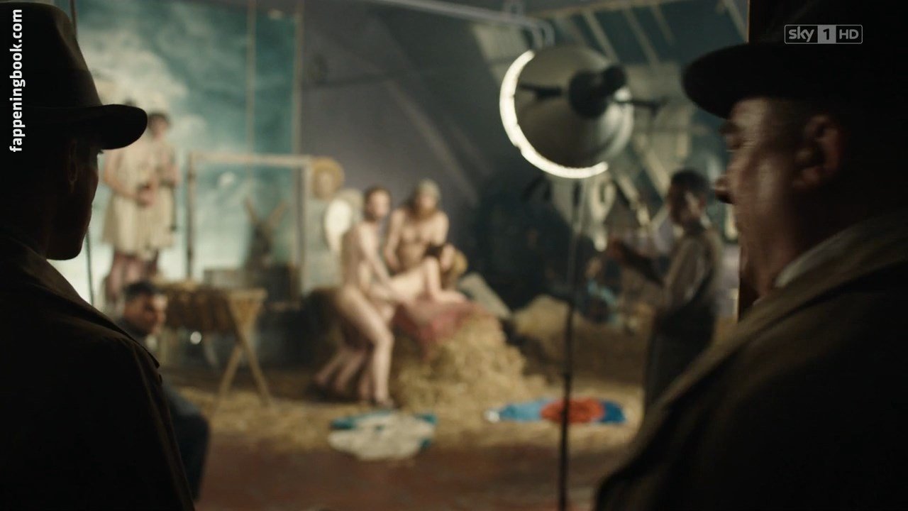 Franziska Holitschke Nude