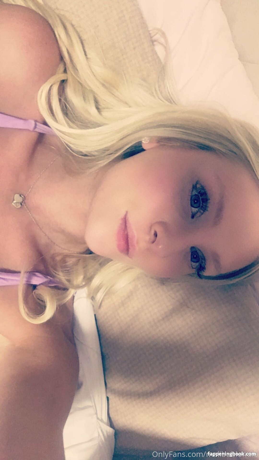 freshmanblondie18 Fapello Latest Exclusive Leaked Photos