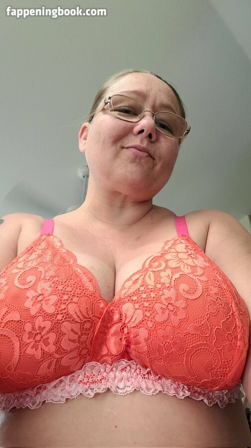 Frostymomma86 Nude OnlyFans Leaks