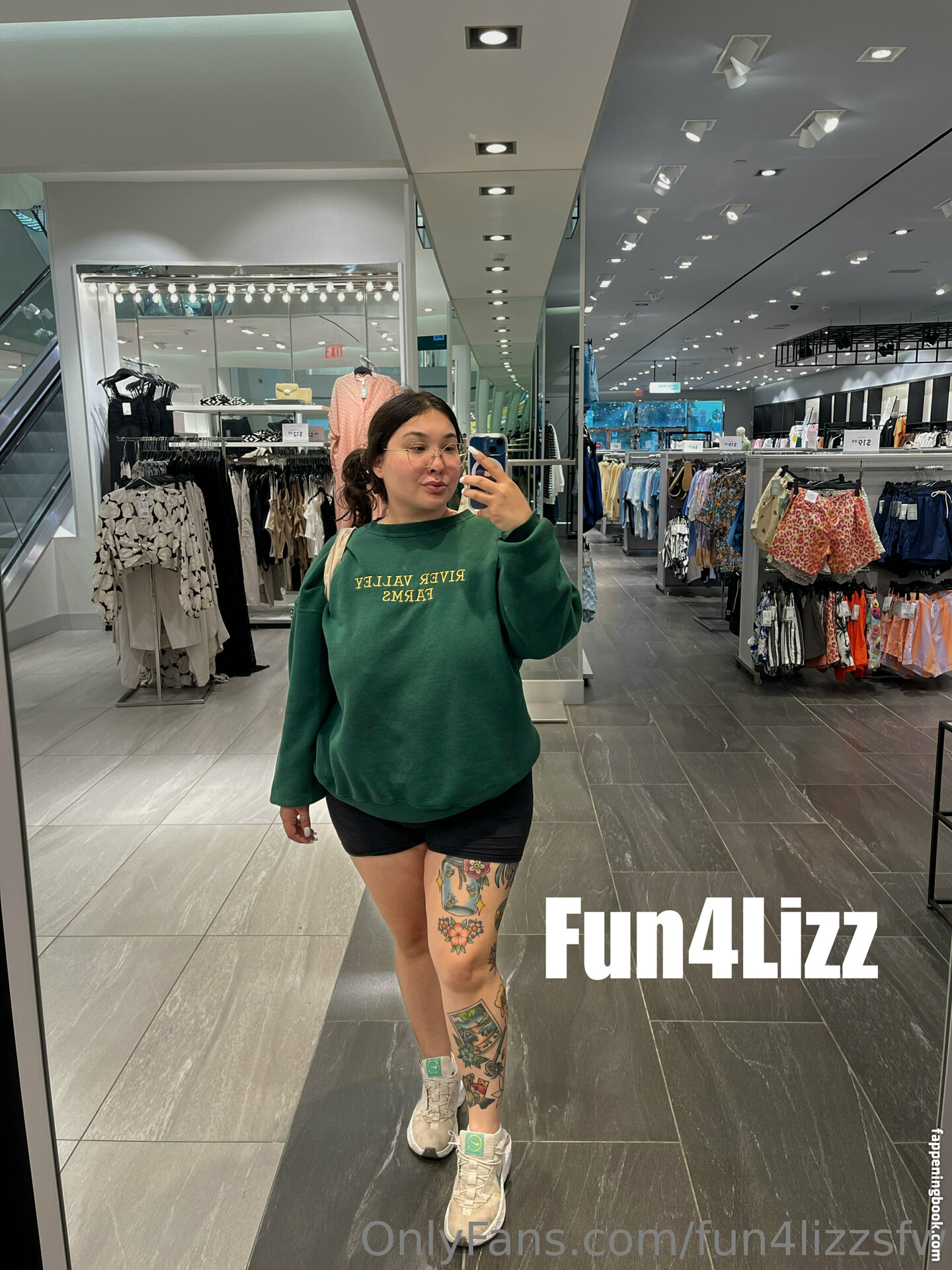 fun4lizzsfw Nude OnlyFans Leaks