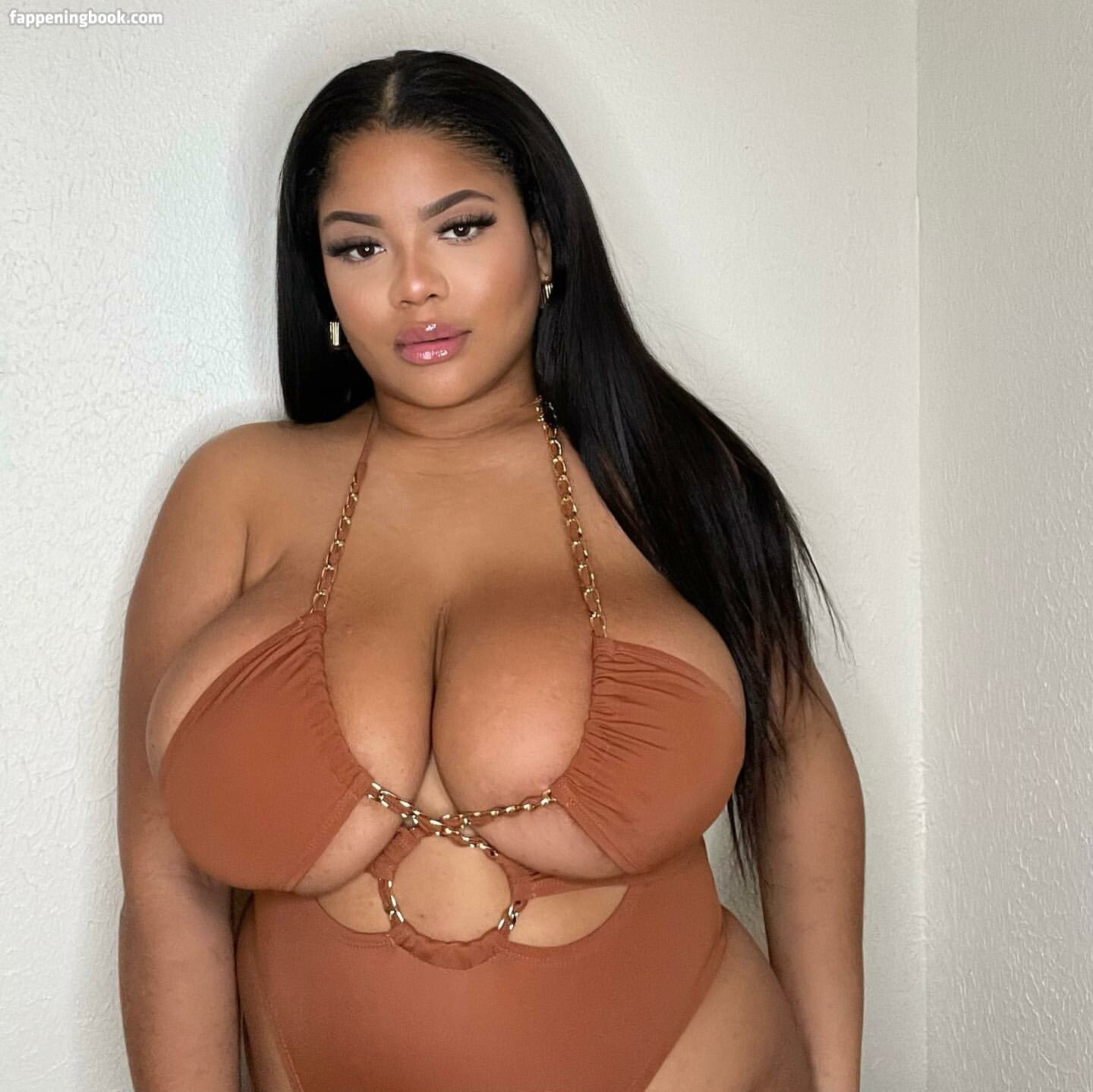 Gabrielle Logan Nude OnlyFans Leaks