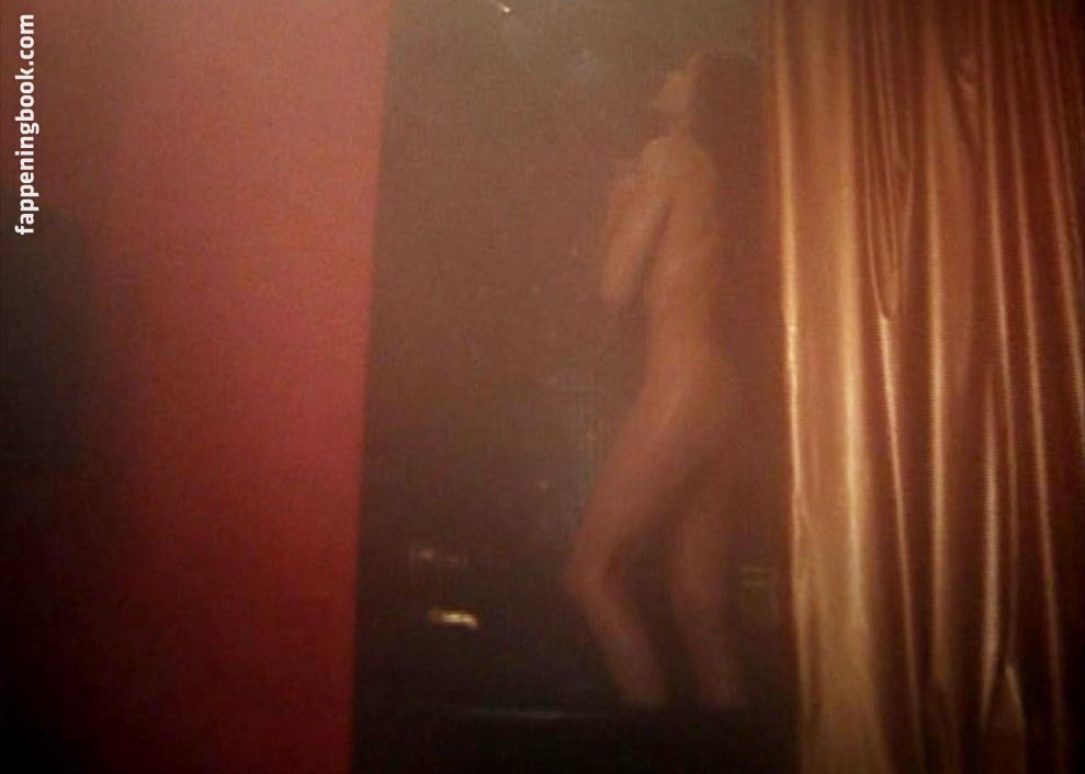 Geena Davis Nude