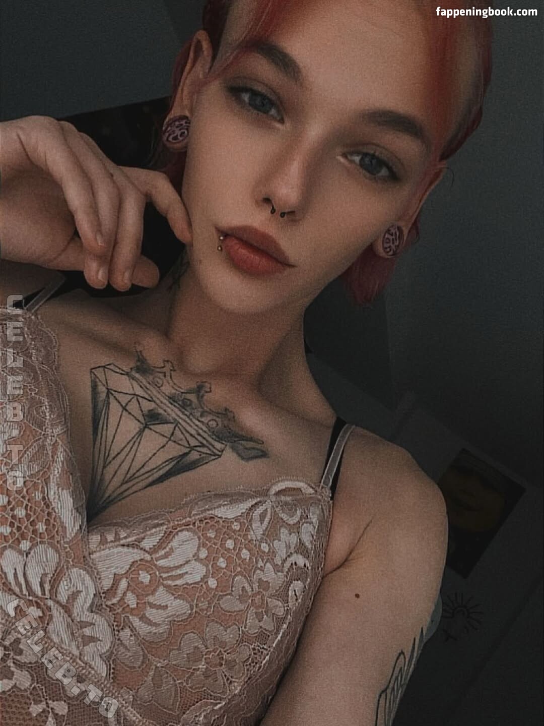 GeilesStück1999 Nude