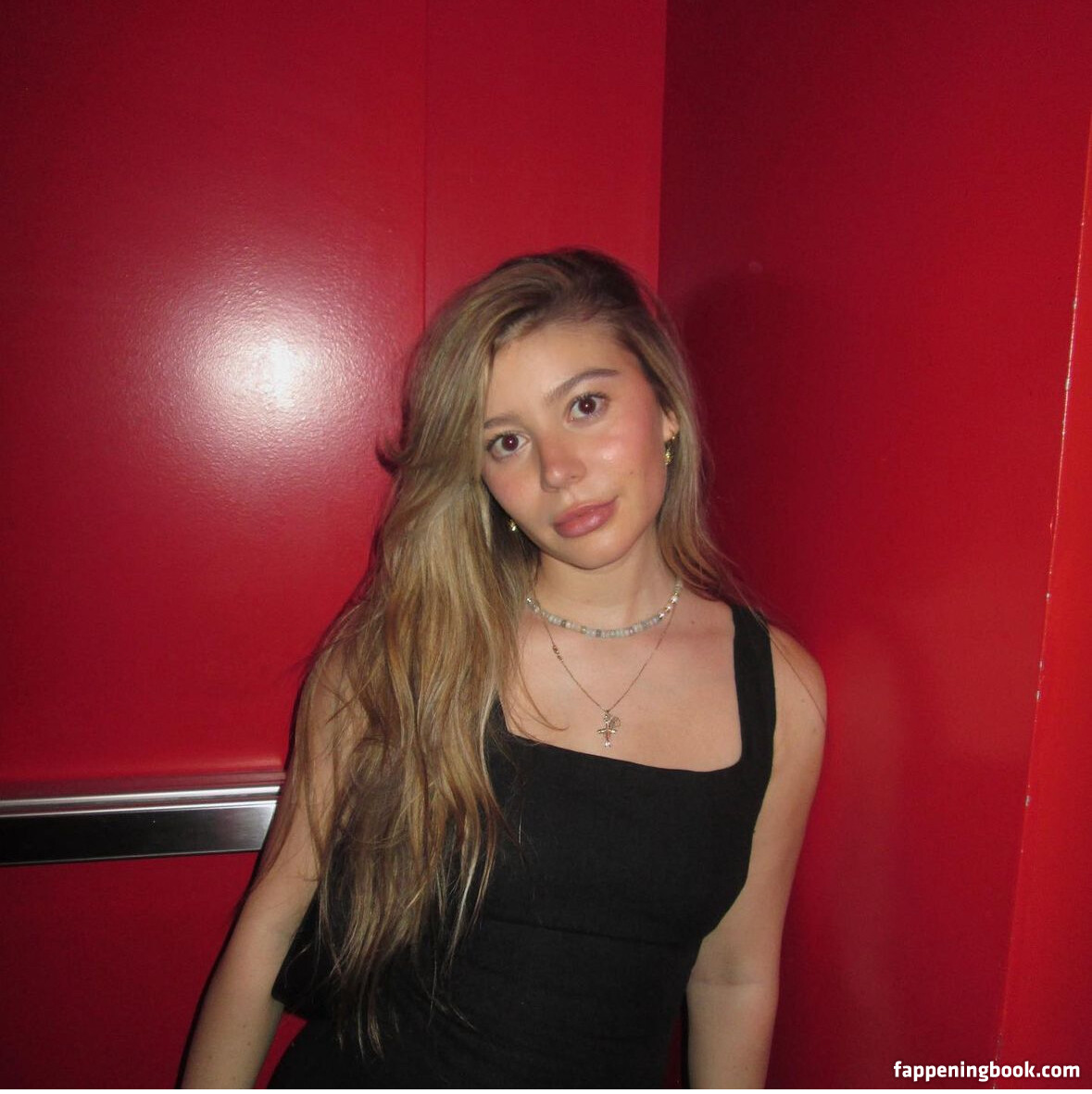 Genevieve Hannelius Fapello Latest Exclusive Leaked Photos