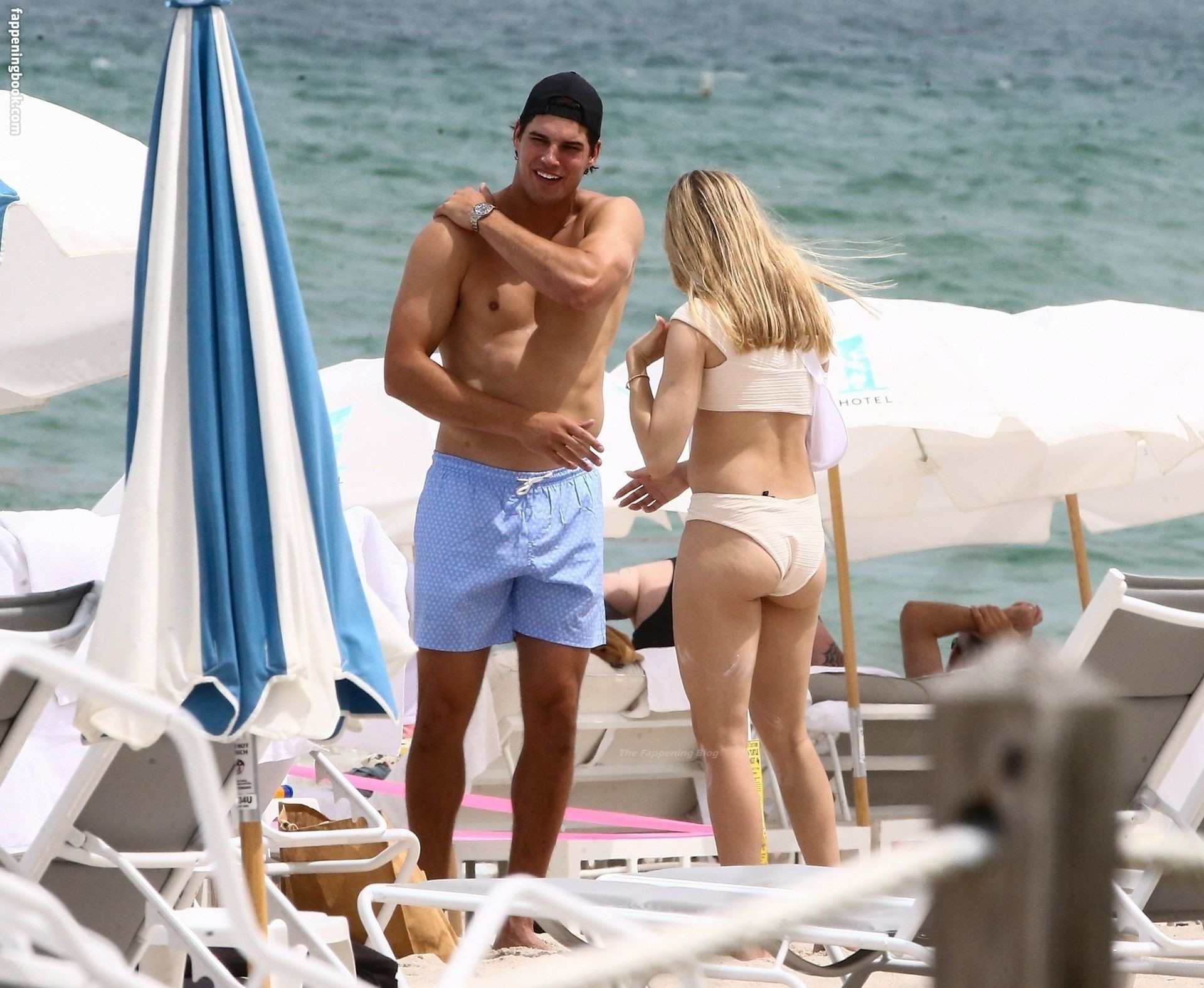 Genie Bouchard Fapello Latest Exclusive Leaked Photos