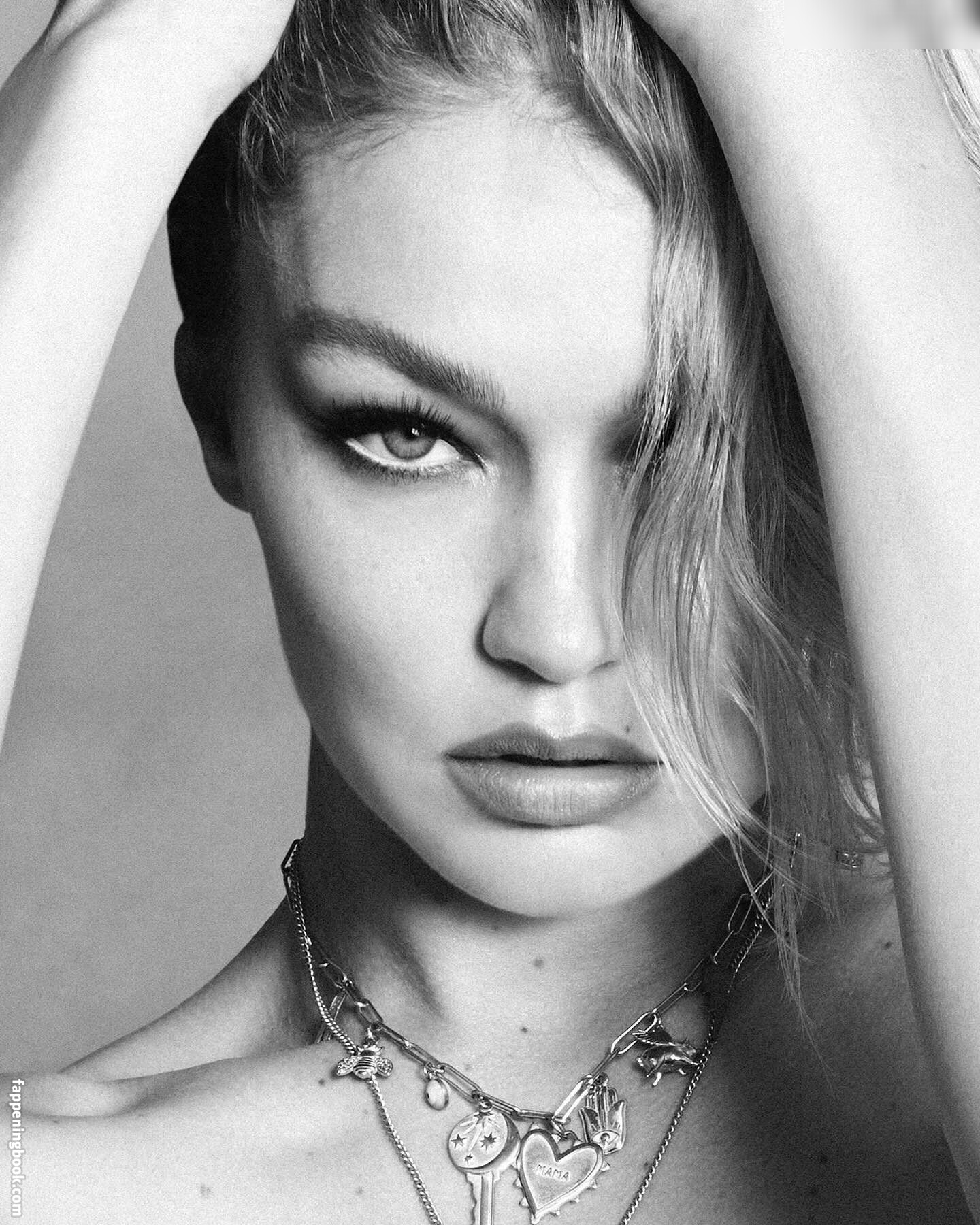 Gigi Hadid Fapello Latest Exclusive Leaked Photos