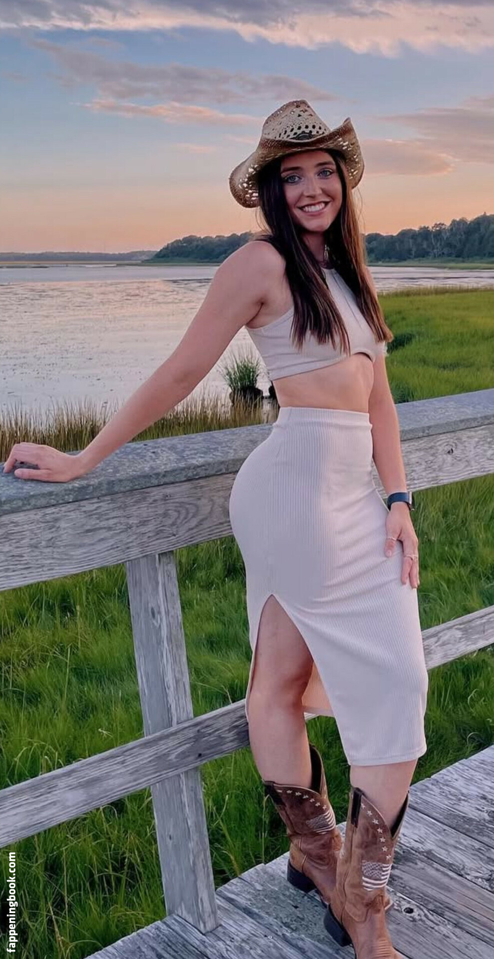 Gillian Waller / Gillian.Waller Nude, OnlyFans Leaks, Fappening - FappeningBook