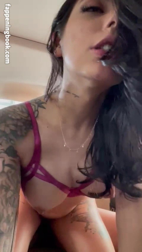 Gina Valentina Nude OnlyFans Leaks