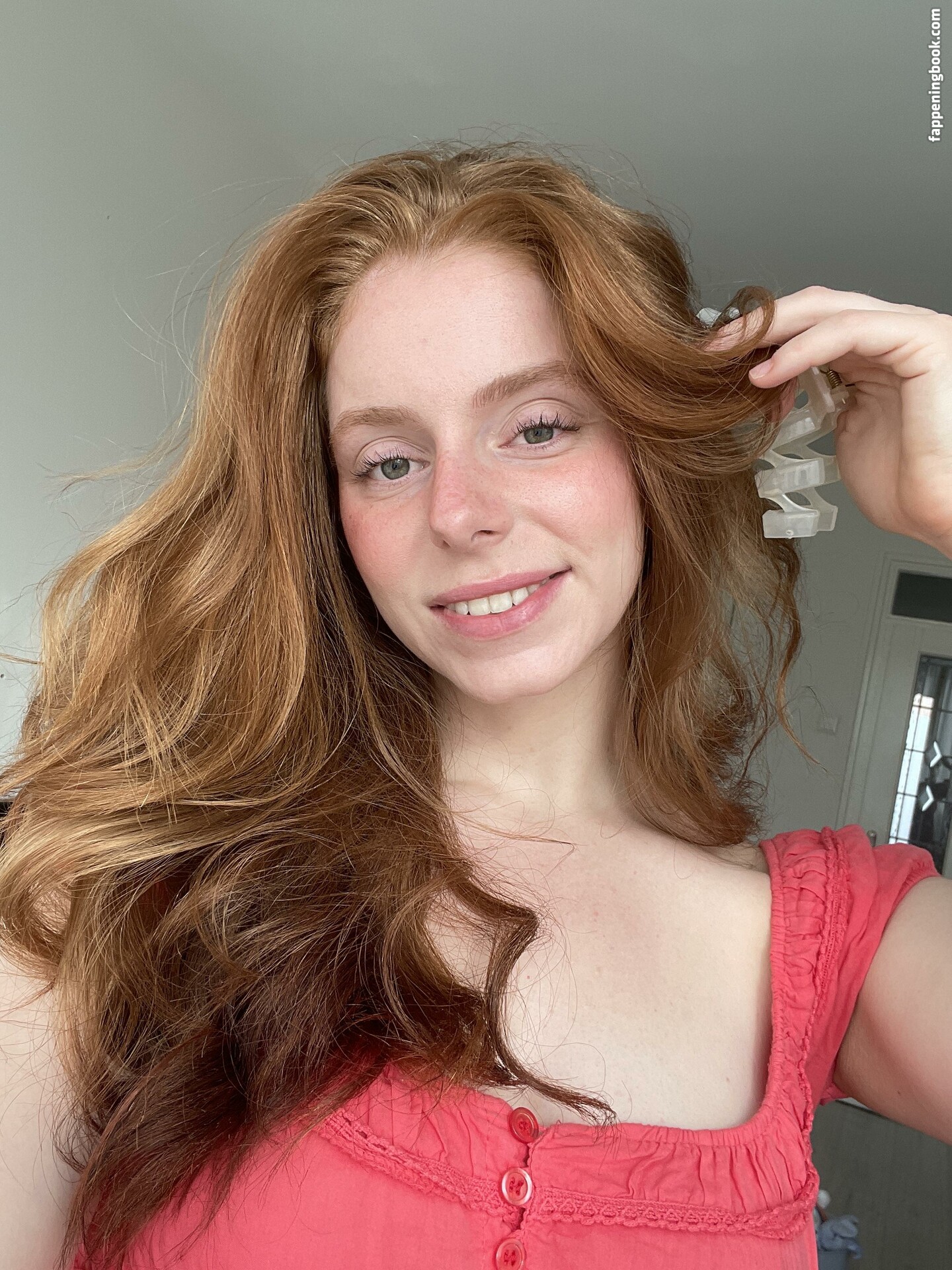 Gingeramyashley Nude OnlyFans Leaks