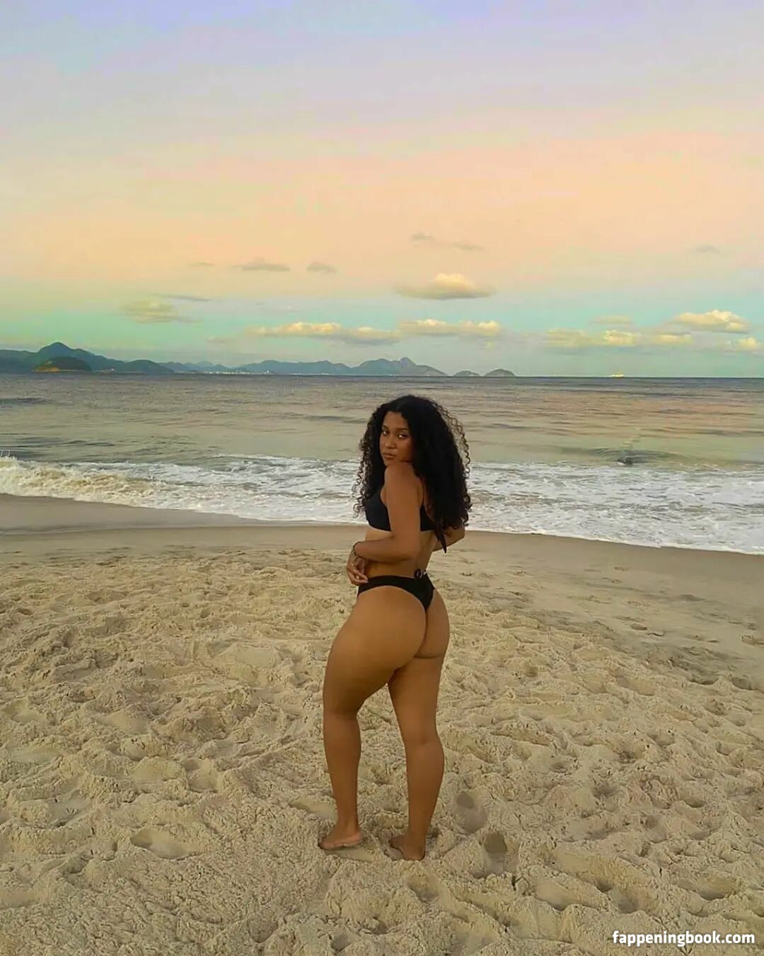 Giovanna Santos Nude OnlyFans Leaks