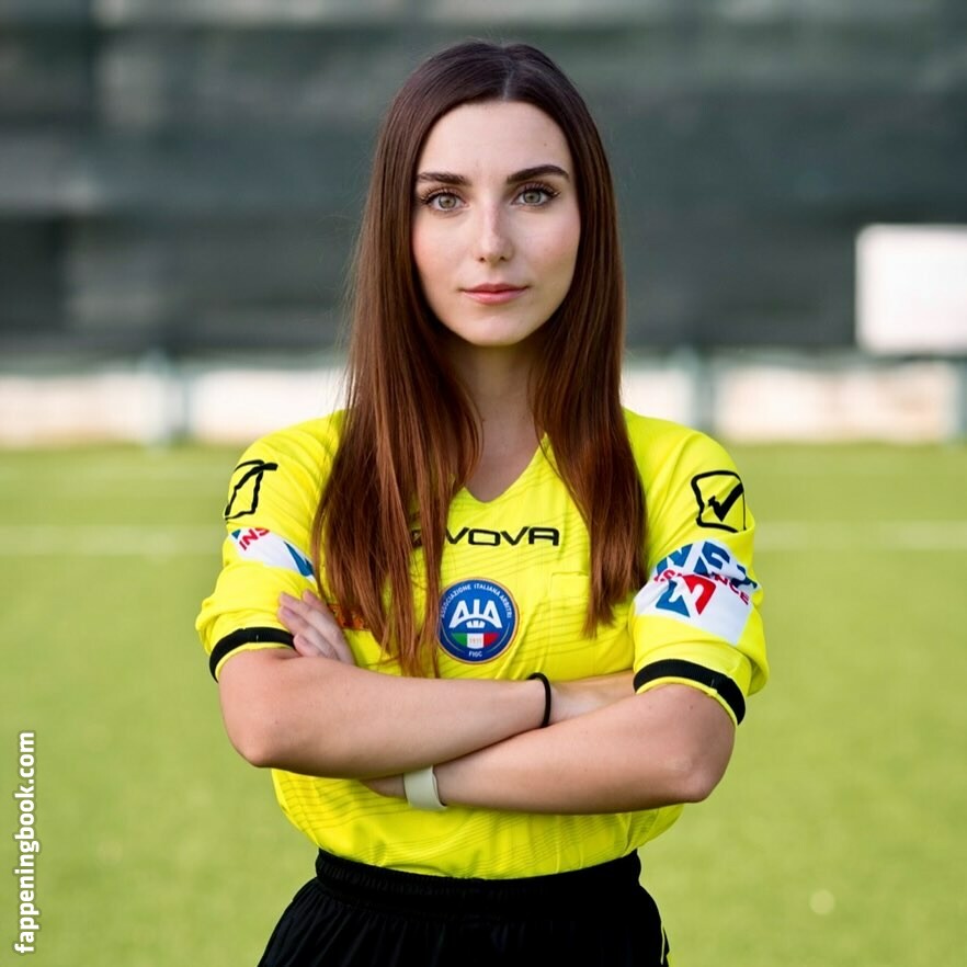 Giuliana Vigile Nude