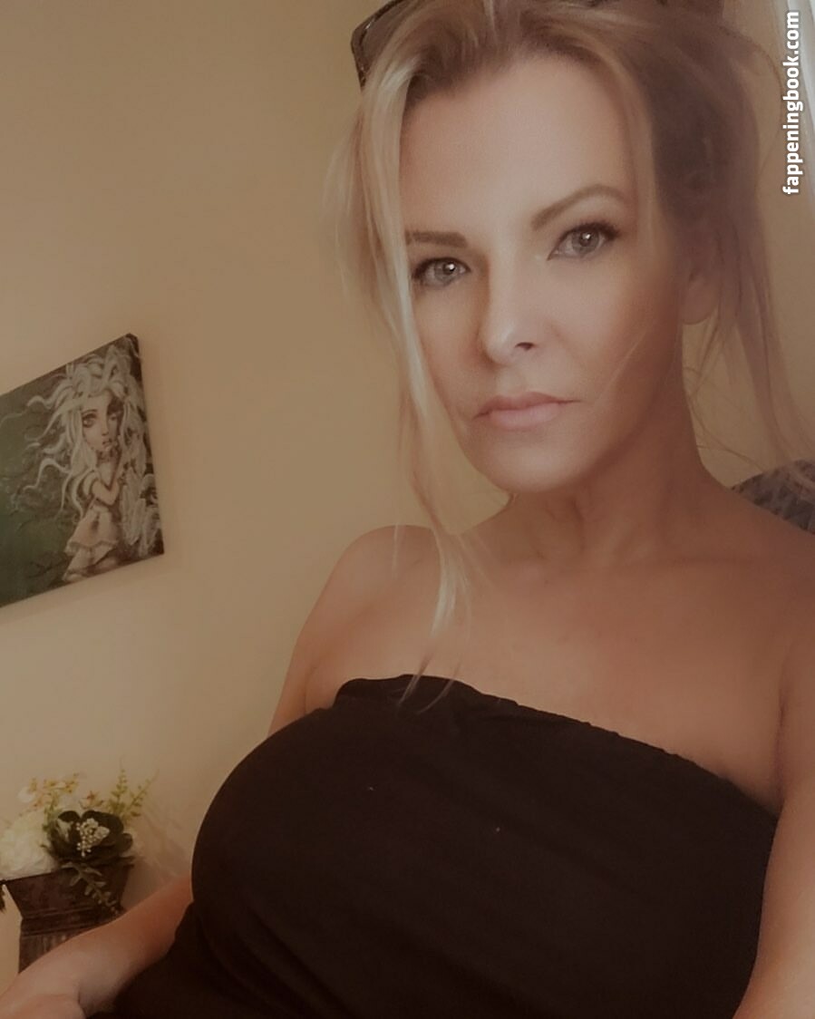 Goddess Kathena Nude OnlyFans Leaks