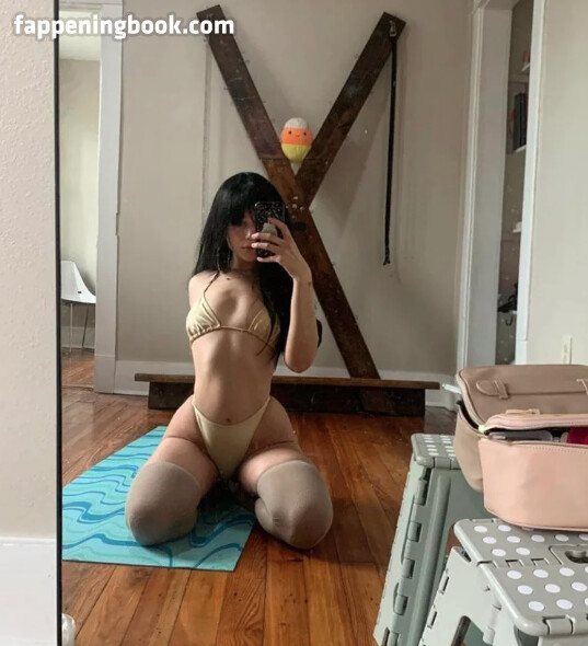 Goodlilfreak Poshjewprincess Nude OnlyFans Leaks The Fappening Photo FappeningBook