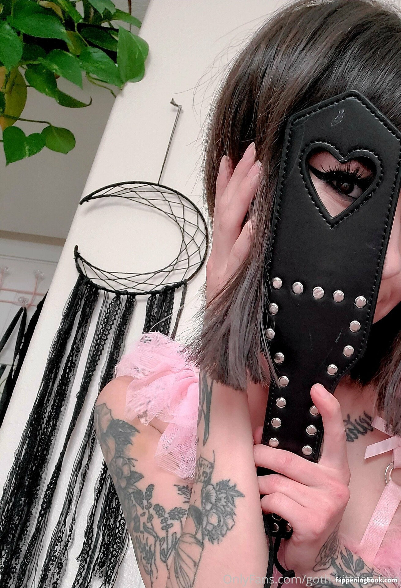 goth-kitteen.free Nude OnlyFans Leaks