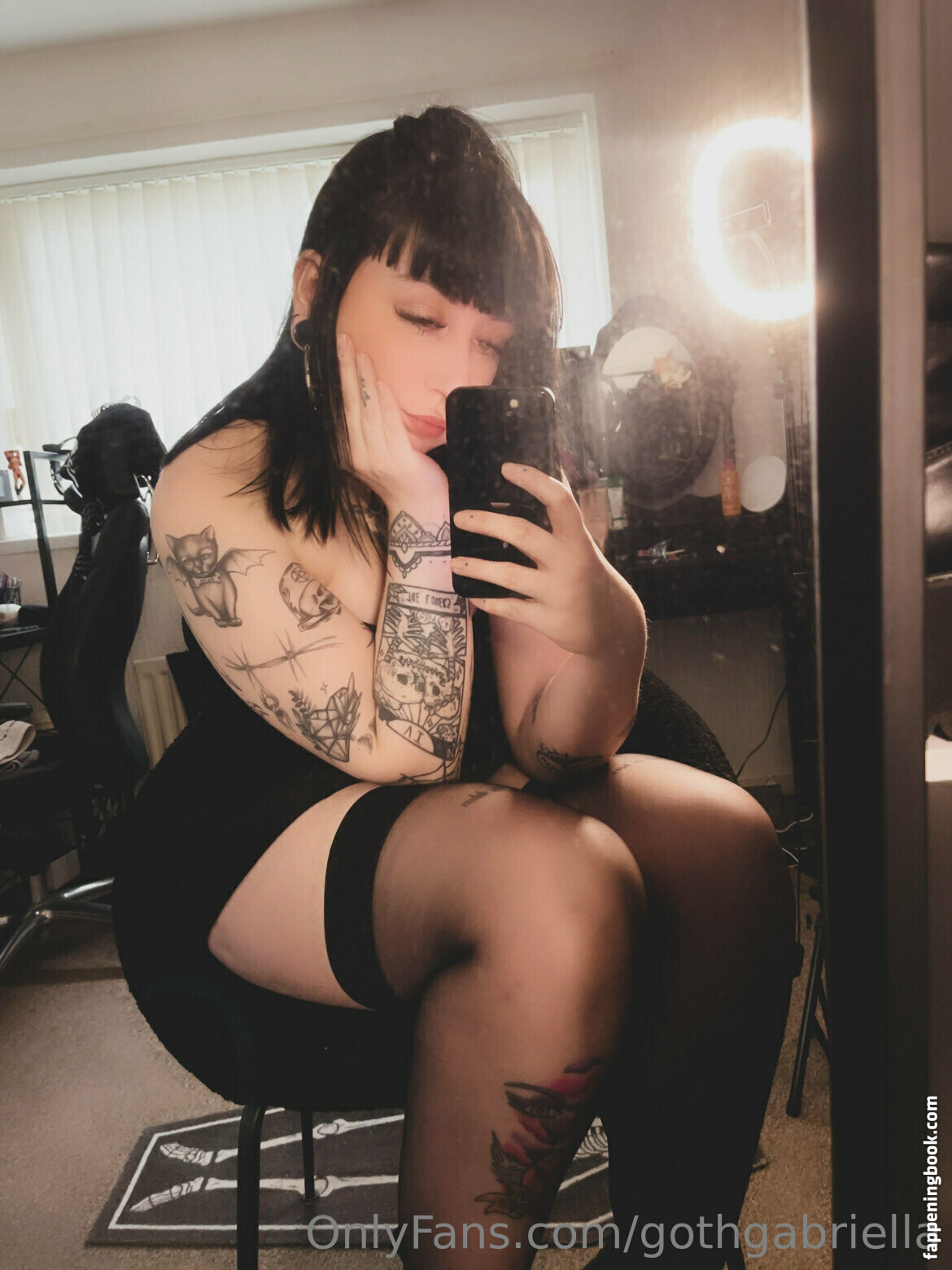 gothgabriella Nude OnlyFans Leaks