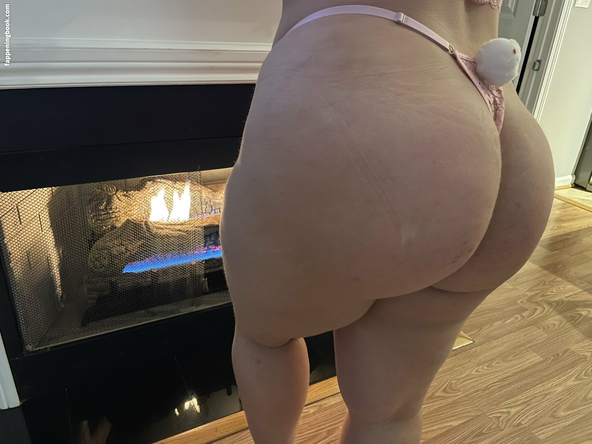 Hannah Jacobs Nude OnlyFans Leaks