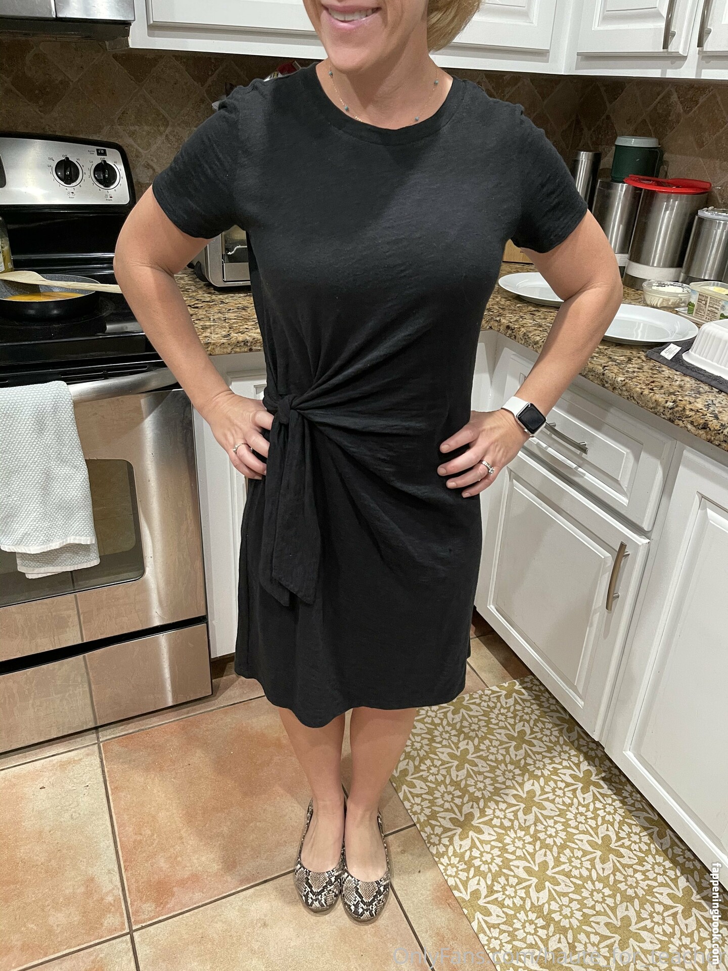 haute_for_teacher / Mrs Robinson / mrsrobinsonxo / mrsrobinson_to Nude, OnlyFans Leaks