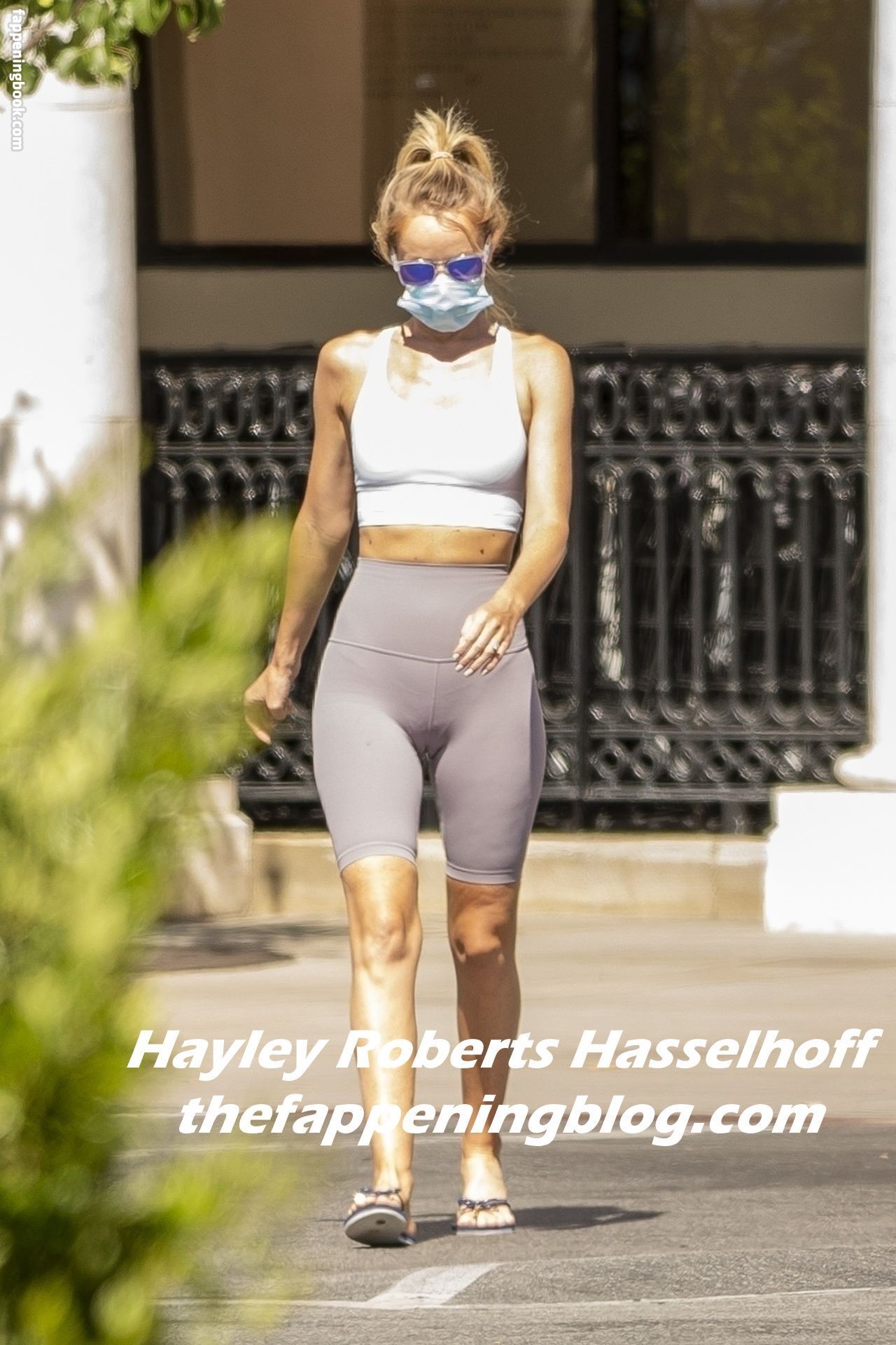 Hayley Roberts Nude