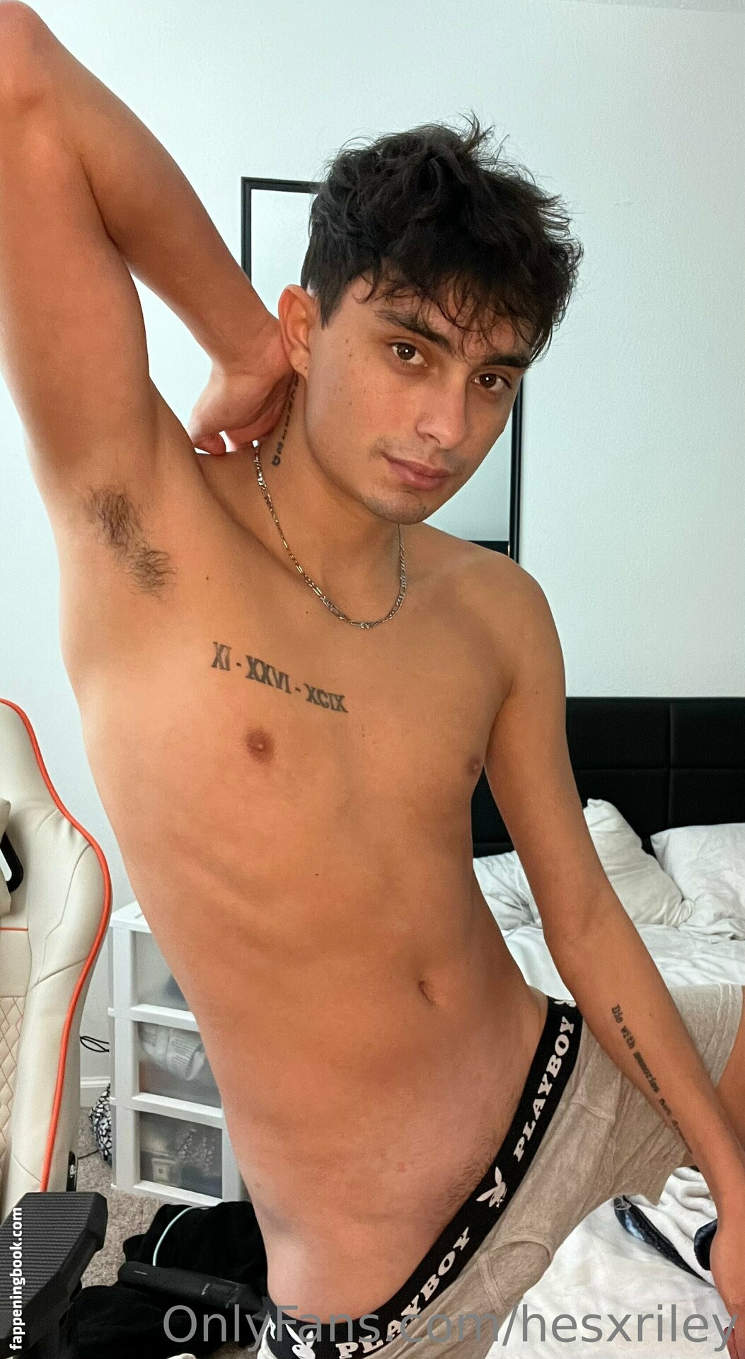 hesxriley Nude OnlyFans Leaks.