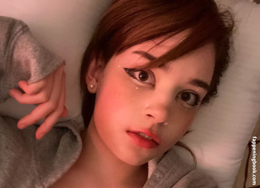 HinaToy Nude OnlyFans Leaks