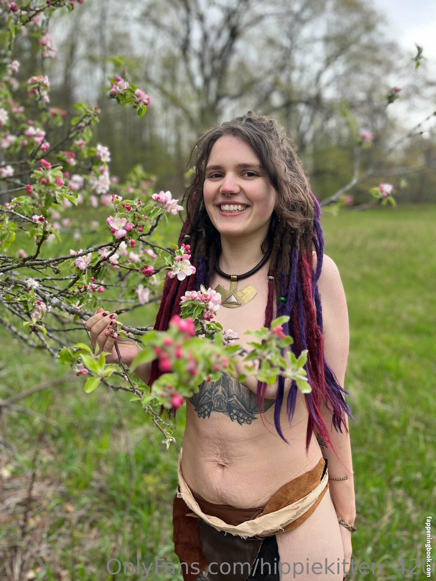 hippiekitten_420 Fapello Latest Exclusive Leaked Photos