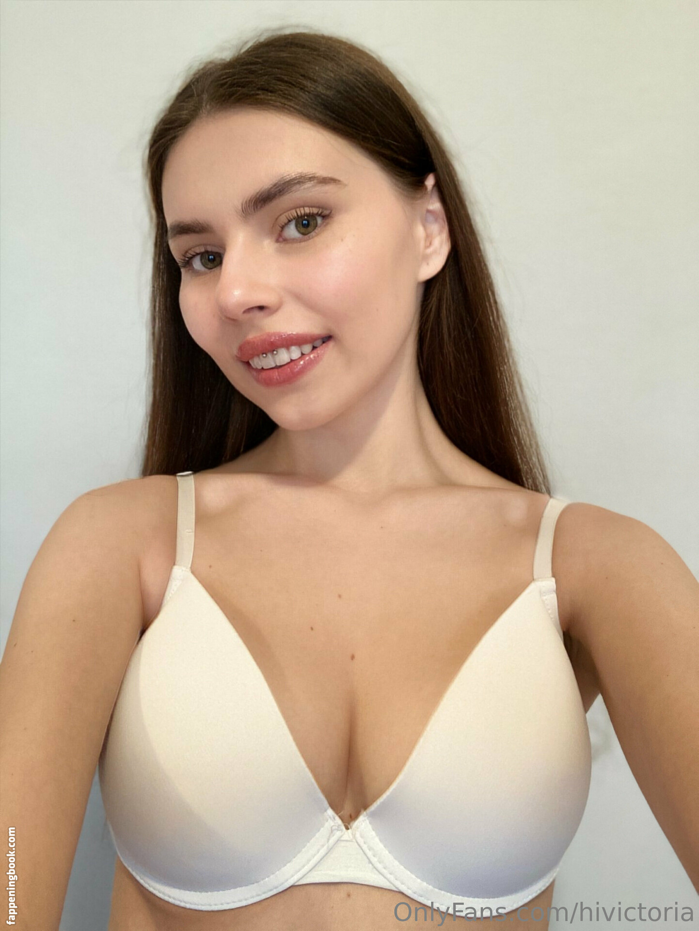 hivictoria Nude OnlyFans Leaks