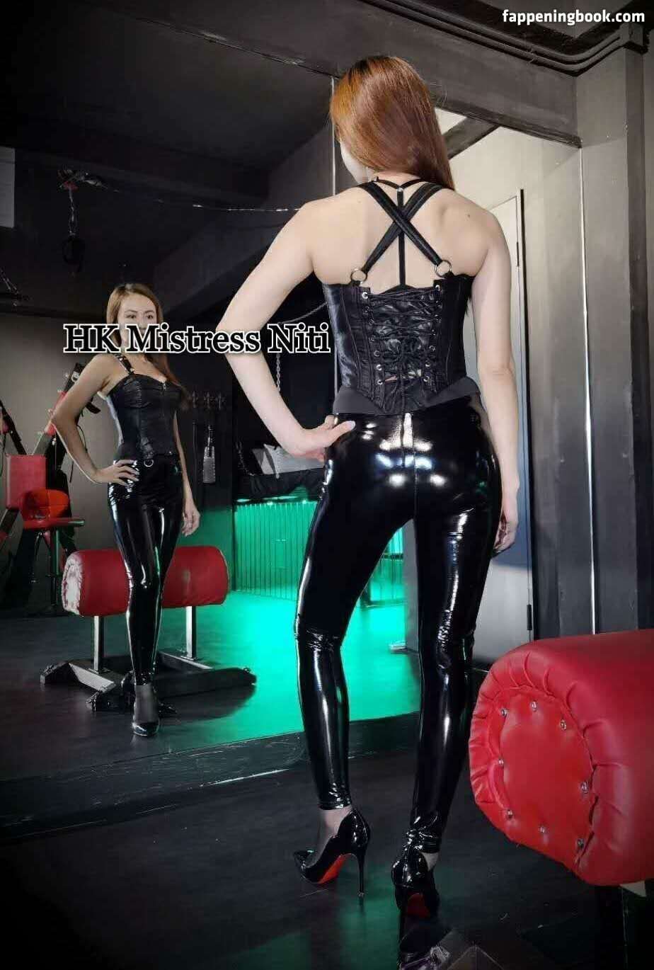 HK Mistress Niti Nude OnlyFans Leaks