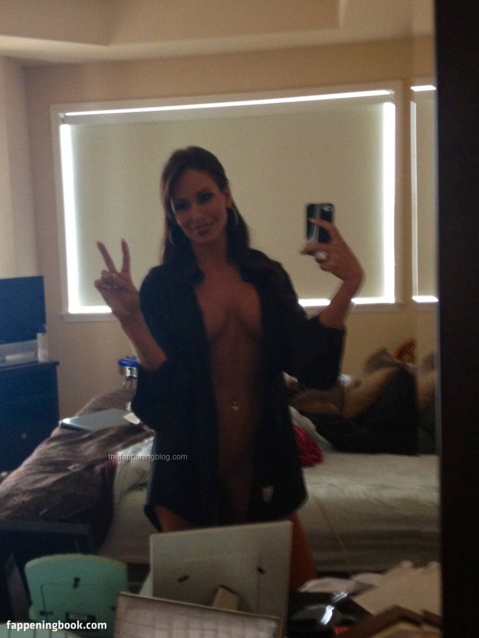 Holly Sonders Nude, The Fappening - Photo #651147 - FappeningBook.