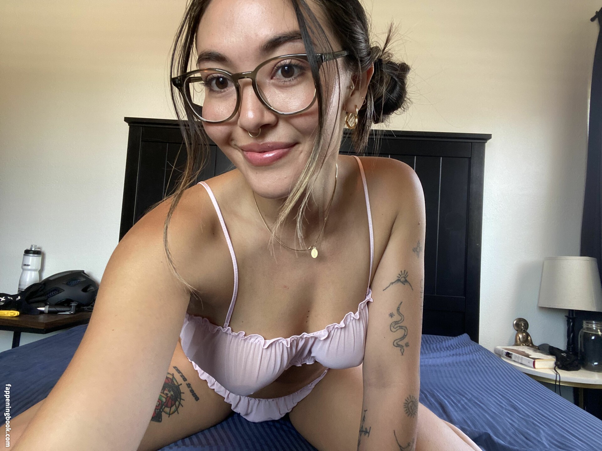 honeytattoogirl Nude OnlyFans Leaks