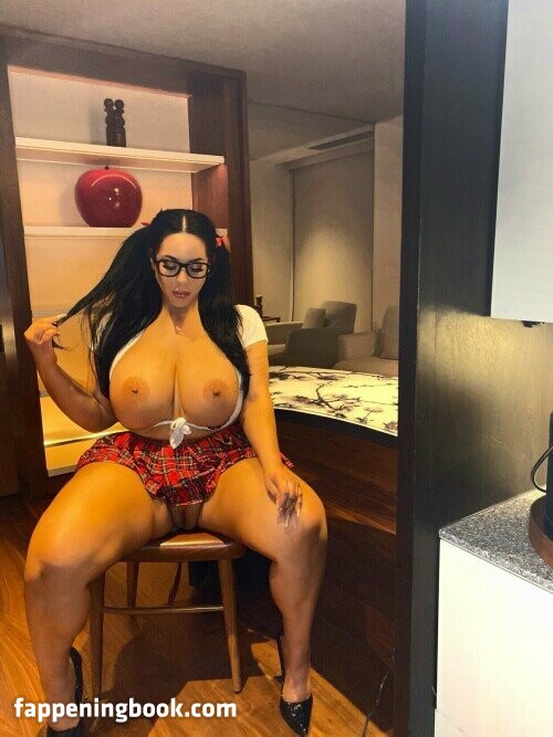 Iamgemstar Nude OnlyFans Leaks