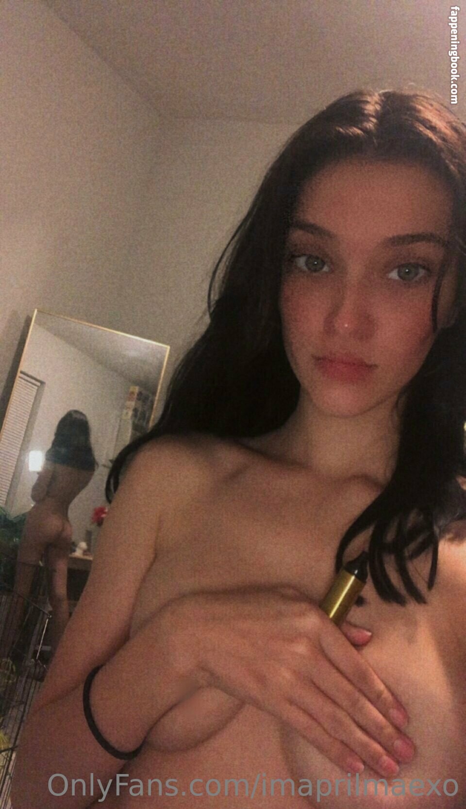 Imaprilmaexo Nude OnlyFans Leaks