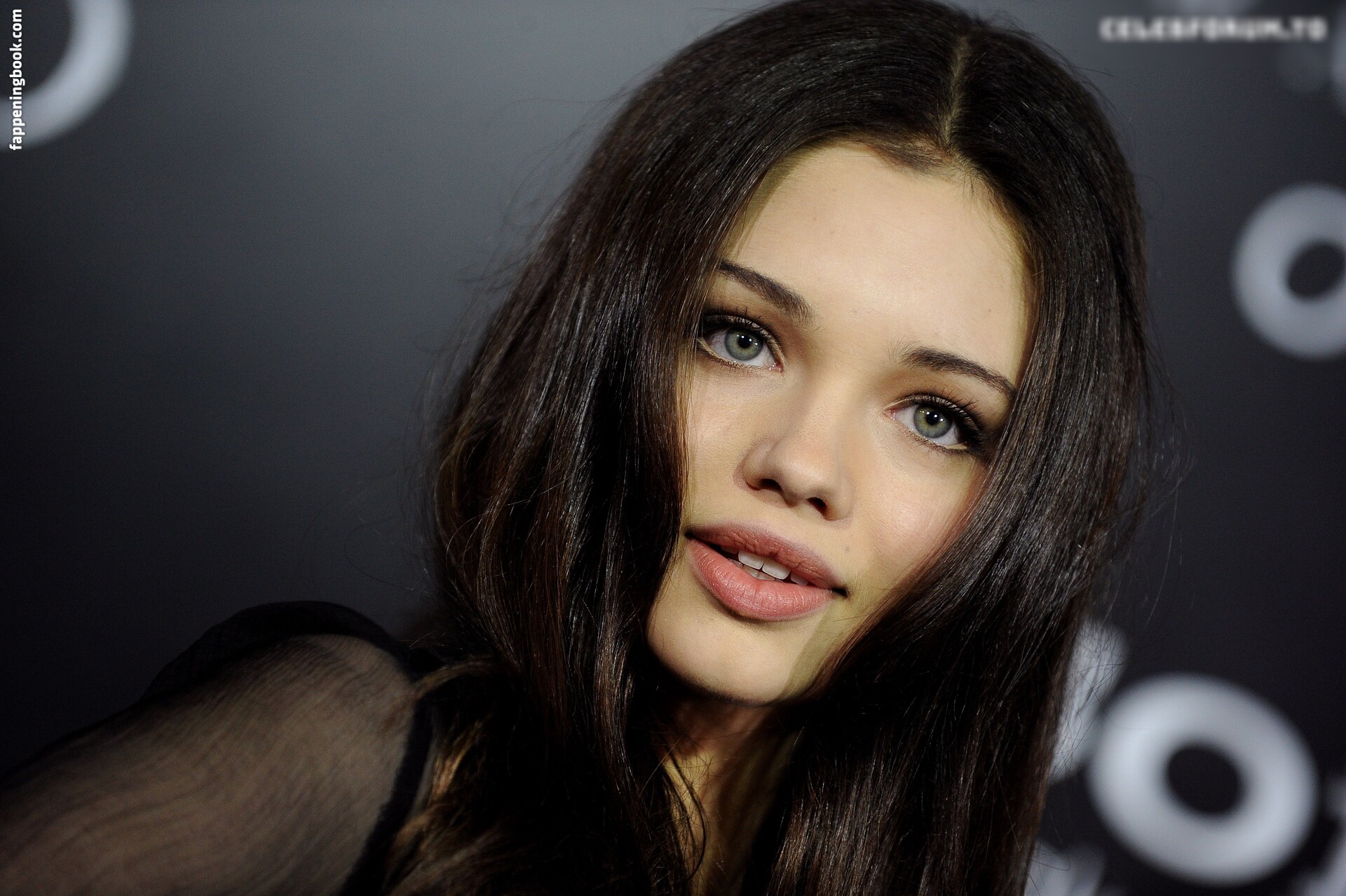 India Eisley Fapello Latest Exclusive Leaked Photos