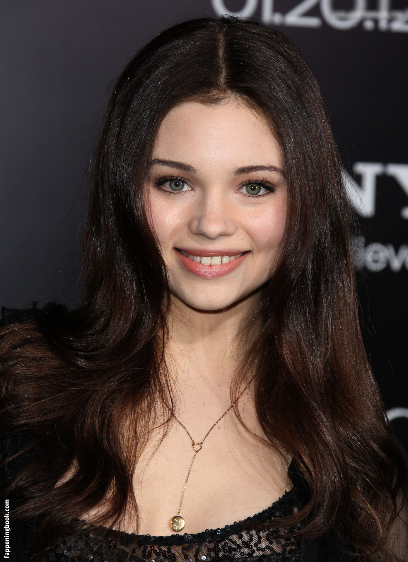 India Eisley Fapello Latest Exclusive Leaked Photos