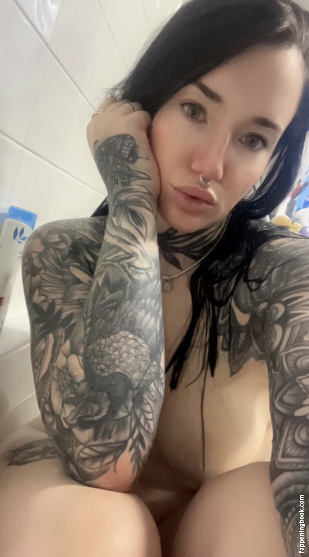 Inked-couple Hampshire Nude OnlyFans Leaks