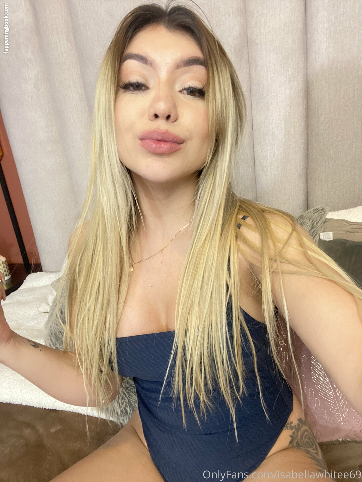 isabellawhiite Nude OnlyFans Leaks