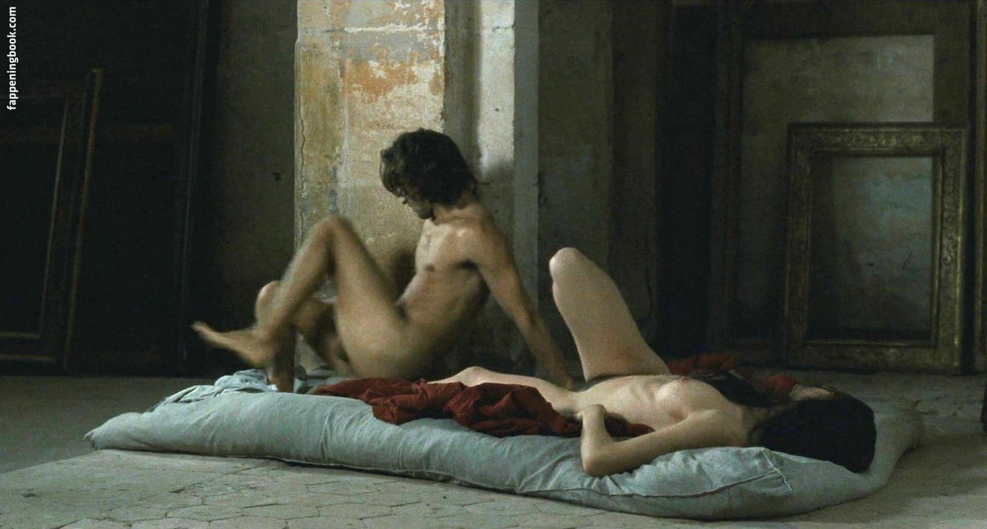 Isabelle Adjani Nude