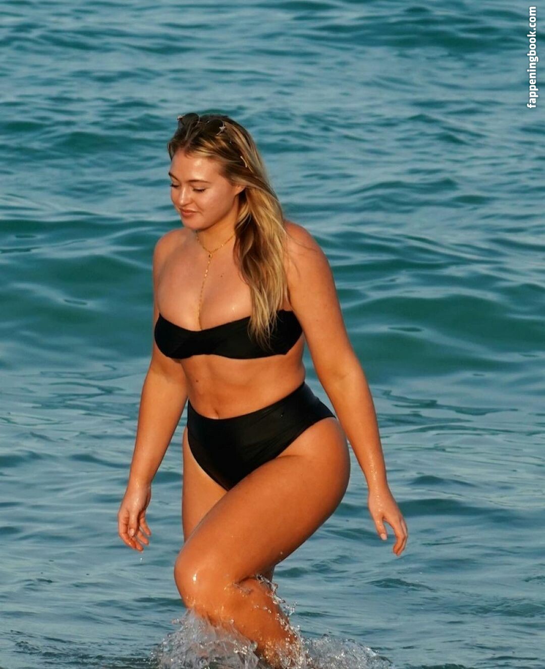 Iskra Lawrence Nude Onlyfans Leaks Fappening Page 5 Fappeningbook 8819