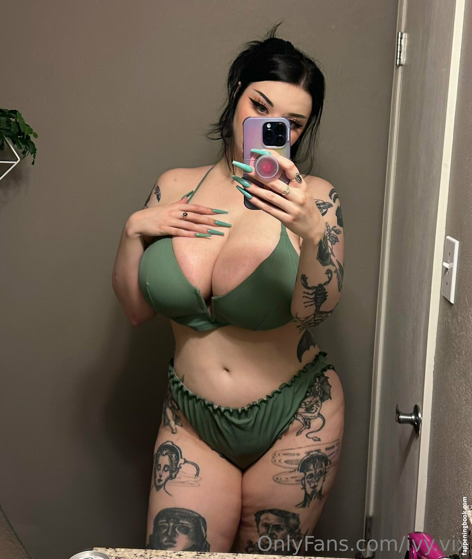 ivy.vix Nude OnlyFans Leaks