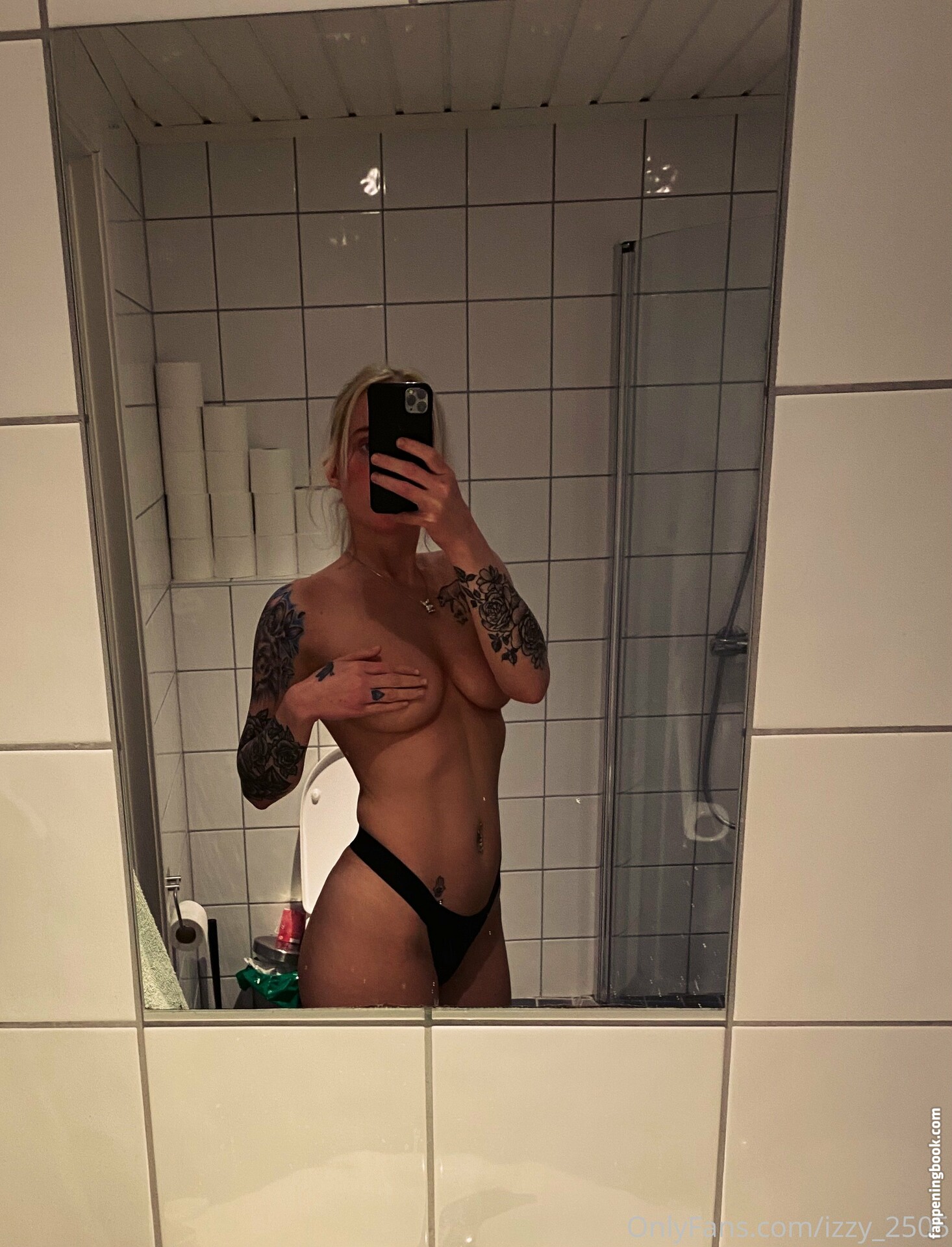 izzy_2505 Nude OnlyFans Leaks