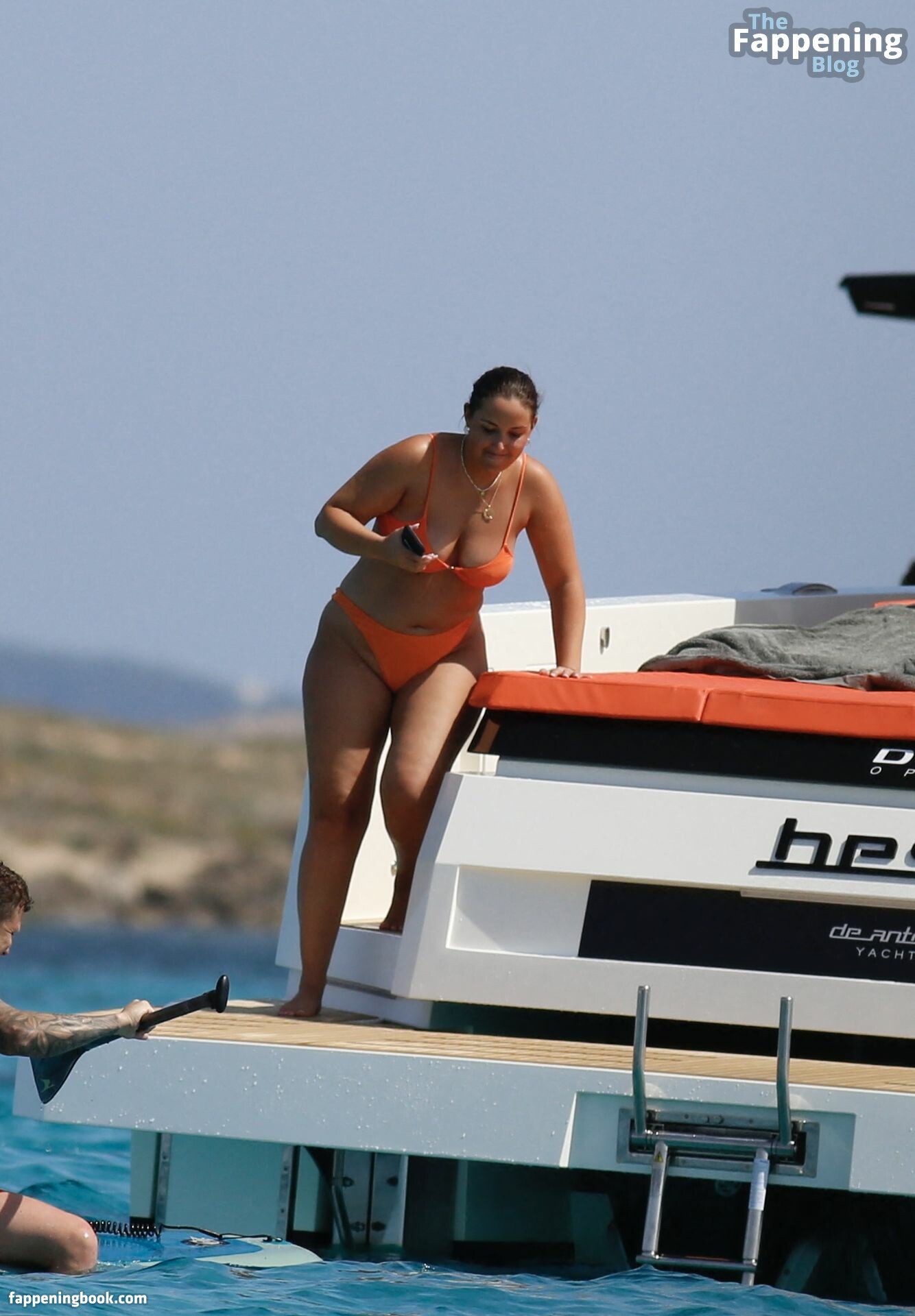 Jacqueline Jossa Nude.