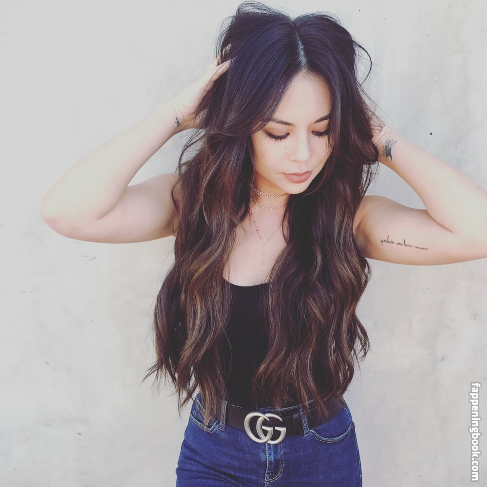 Janel Parrish Fapello Latest Exclusive Leaked Photos