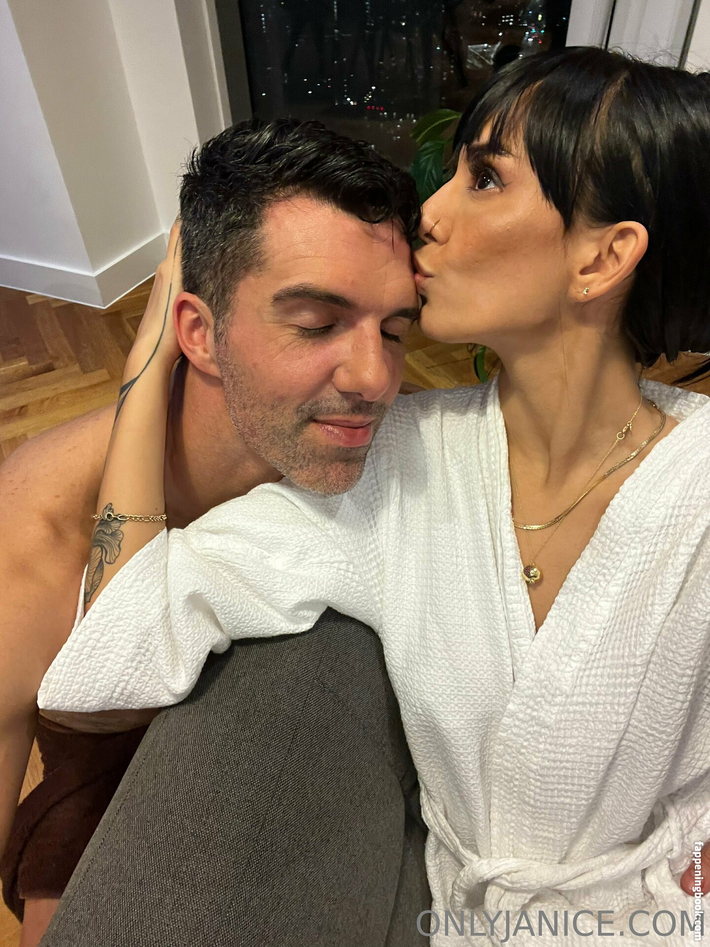 Janice Griffith / rejaniced Nude, OnlyFans Leaks, Fappening - Page 4