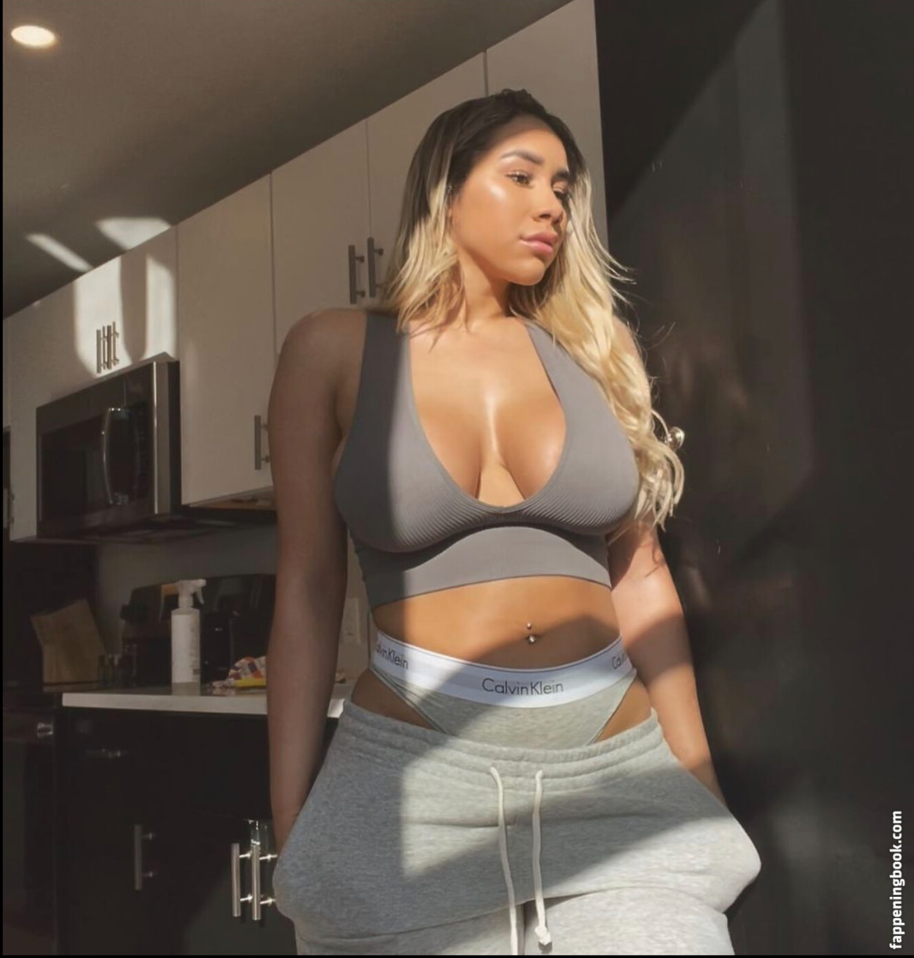 Jazminebjohnson Nude OnlyFans Leaks