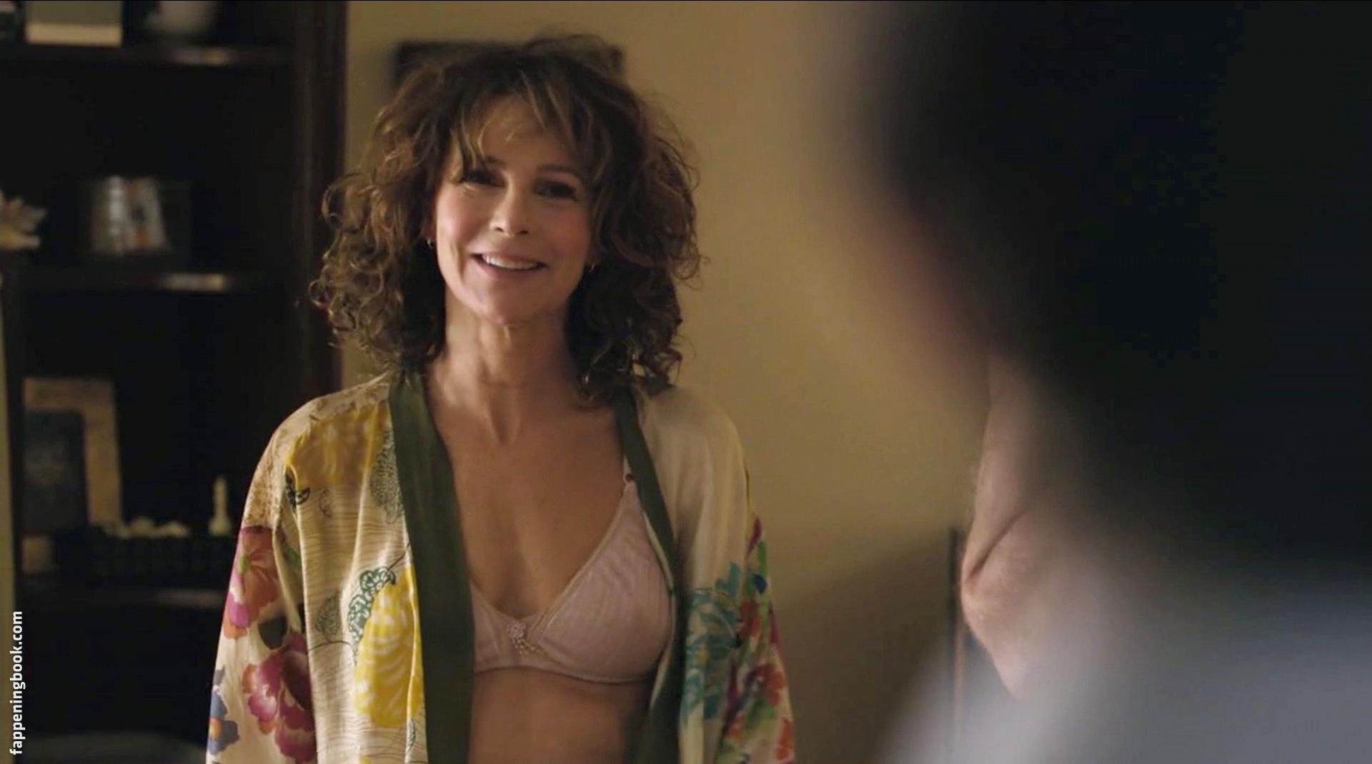 Jennifer gray topless