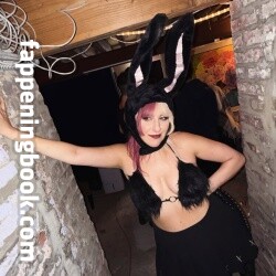 Jessica Louise Dye Nude